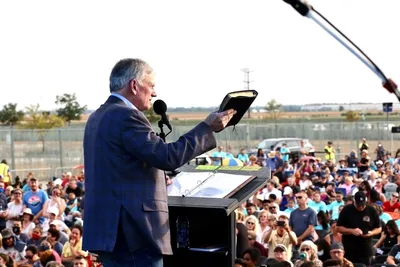 ‘Deceptive’: Franklin Graham warns Christians about ‘Respect for Marriage Act’ ahead of Senate vote