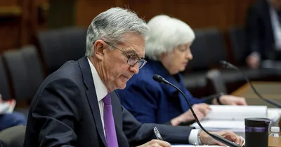 Fed to accelerate stimulus pullback in 2022