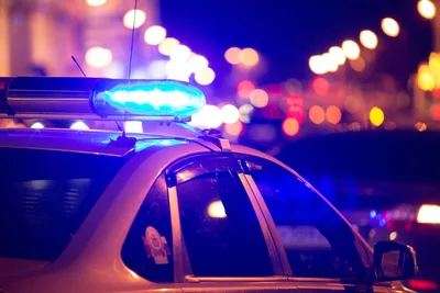 Catholic cop wins $75K settlement after suspension for praying at abortion clinic