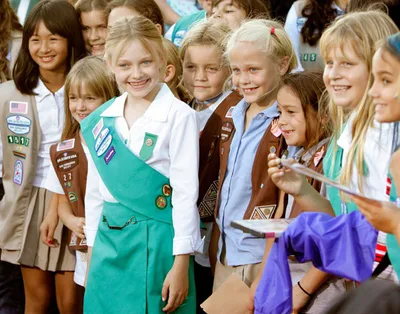 Girl Scouts Offer LGBT Patch for Attending Pride Month Celebrations, Participating in Activities