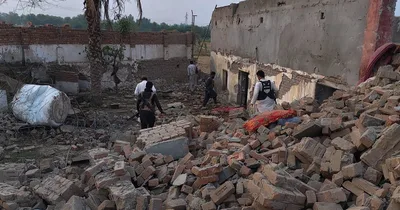Terrorist Car Bombing Kills 15 in Pakistan