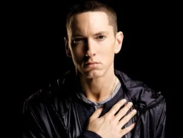 Eminem Took a Knee During the Super Bowl Halftime Show - RELEVANT