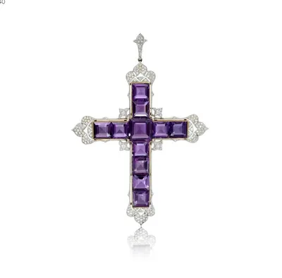 Kim Kardashian buys Attallah Cross pendant worn by Princess Diana for $200K