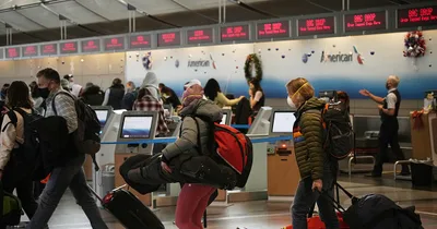 Canceled flights disrupt holiday travel